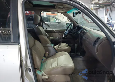 1999 Toyota 4Runner Sr5 V6 z USA, uszkodzony, nr VIN JT3GN86R6X0093027